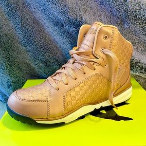 Brand new, never worn!